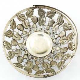 SPRZEDANA Srebrna patera koszyk na truskawki Polska