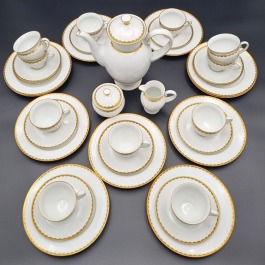 sprzedany Królewska porcelana z Tettau Elegancki 10 osobowy serwis do kawy