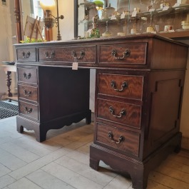 BIURKO  POSTWIKTORIAŃSKIE koniec XIX  w.