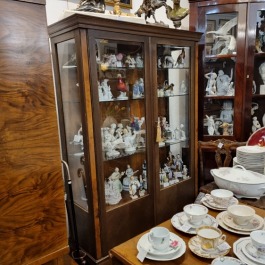 Witryna Serwantka na porcelanę i srebra
