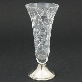 Okuty srebrem kryształowy wazon