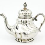 Dzbanek srebrny imbryk do herbaty Chippendale 890 gr.